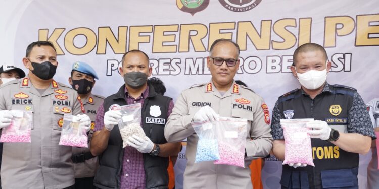 Polisi Tangkap 3 Pengedar Narkoba Jaringan Internasional di Grand Wisata Tambun