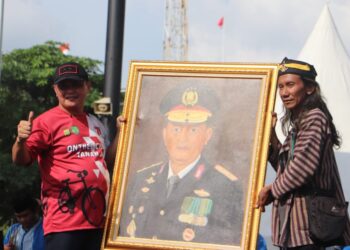 HUT RI ke-77, Kapolda Metro Jaya Hadiri Onthel Cinta Tanah Air di Senayan