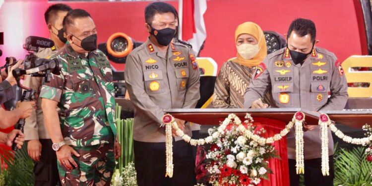 Kapolri dan Gubernur Resmikan 7 Gedung dan Fasilitas Baru di Polda Jatim