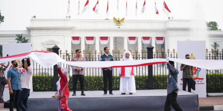 Kirab Merah Putih, Kapolri Gelorakan Semangat Persatuan & Kesatuan Bangsa
