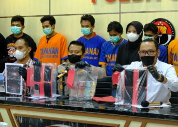 Jatanras Polda Jatim Ringkus Komplotan Penggelapan 30 Ton Gula