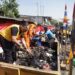 Sumpah Pemuda, Kombes Gidion Angkut Sampah dan Bersihkan Kali Bersama Warga Tambun