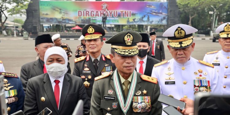 Pangdam V/Brawijaya Minta Maaf atas Arogansi  Oknum Prajuritnya saat Tragedi Kanjuruhan