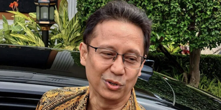 PPKM Dicabut, Menkes: Ruang Terbuka Tidak Perlu Bermasker Asal Sehat