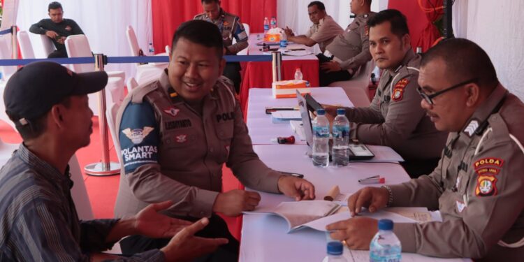 Polres Metro Jakut & Ditlantas PMJ Buka Layanan Penerbitan Regident bagi Warga Plumpang
