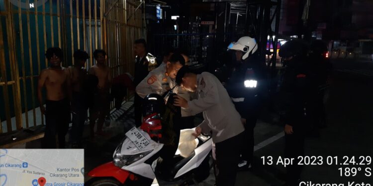 Bawa Ratusan Butir Tramadol, 3 Pemuda Diamankan Polisi Saat OKJ