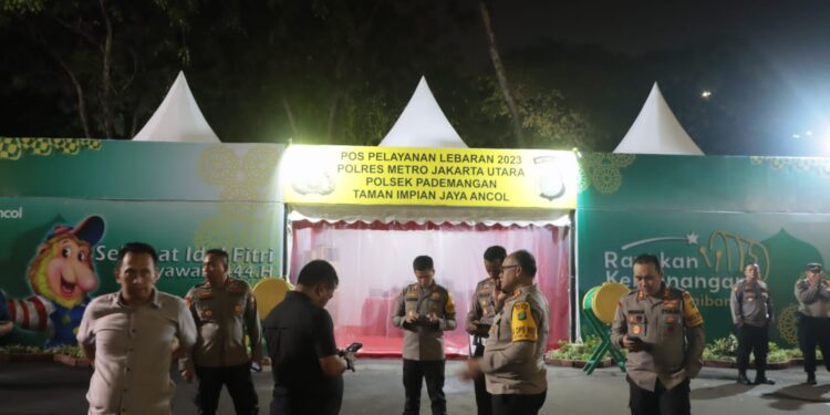 Jamin Jakut Aman Jelang Lebaran, Kapolres Keliling Cek Pos Pengamanan