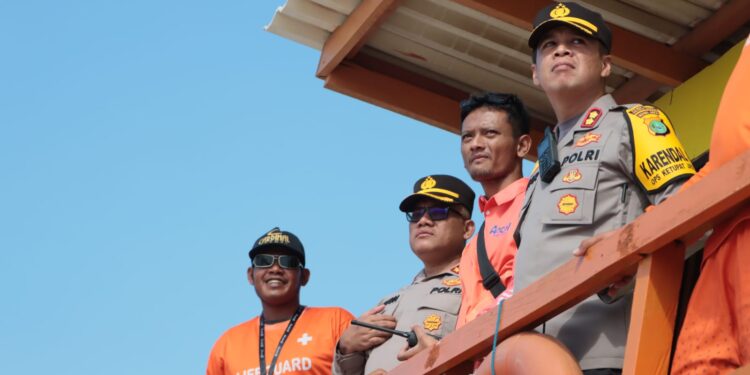 Ramadan Hingga Lebaran, Polres Metro Jakut Kerahkan & Siagakan Ratusan Anggota di Tempat Wisata