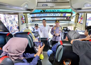 Kurangi Beban Jalan Tol dan Arteri, Kapolri Lepas 434 Bus Mudik Gratis Polri Presisi