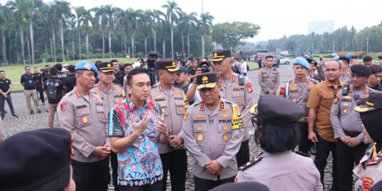 Pimpin Apel Hari Buruh, Kapolda Metro Imbau Aksi Tertib & Aman