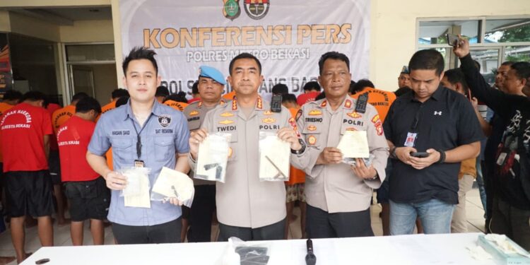 Polres Metro Bekasi Tangkap Pelaku Curanmor Bercadar