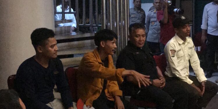 Bantu Polisi Ringkus Maling Motor, 4 Warga Diapresiasi Kapolres Metro Jakut