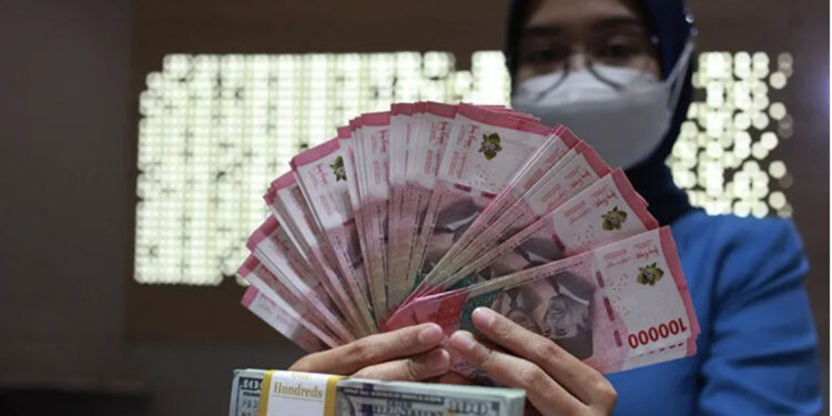 Nilai Tukar Rupiah Melemah