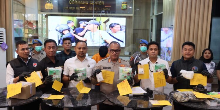 Polres Metro Jakut Ringkus Kurir dan Sabu Bernilai 5 Miliar