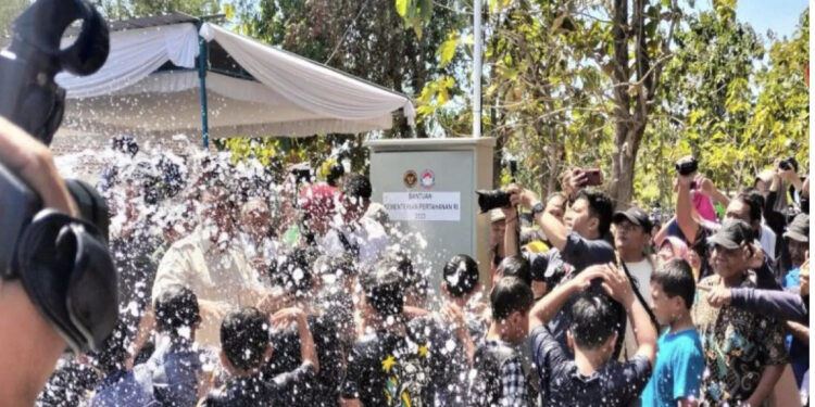 Menhan Resmikan Sumur Bor dan Jaringan Pipa Air Bersih di Gunung Kidul