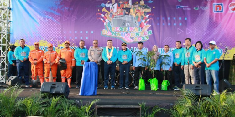 Meriahkan HUT RI ke-78, Kapolres Metro Jakut Hadiri Pembukaan Festival Danau Sunter 2023