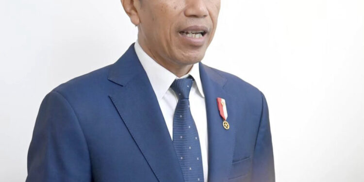 Presiden Beri Sinyal Akan Reshuffle