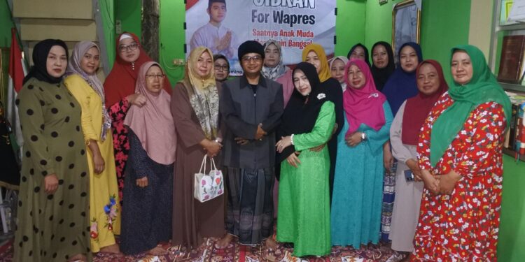 Komunitas Mak Hebring Deklarasi Dukung Gibran Cawapres
