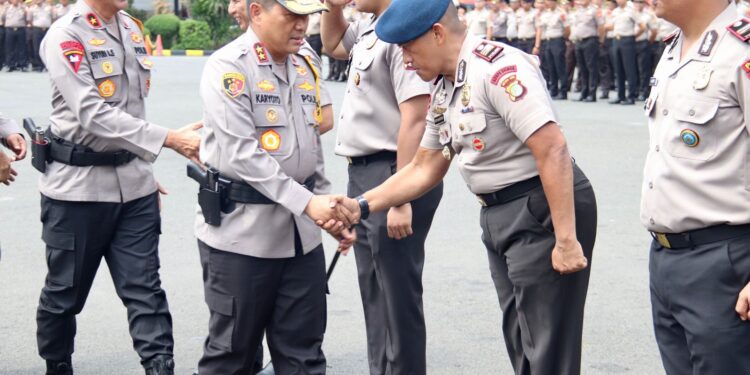 Kapolda Metro Jaya Pimpin UKP, 2.627 Personel Naik Pangkat