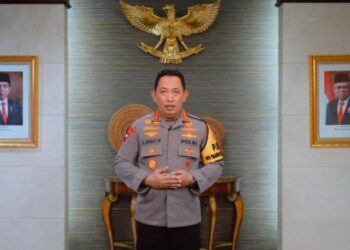 Ucapkan Selamat Natal dan Tahun Baru, Kapolri: Mari Rayakan Penuh Kedamaian