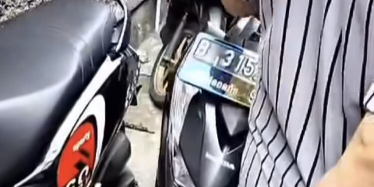 Gerebek Rumah di Warakas, Polisi Temukan 8 Motor Curian