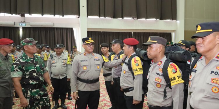 Pimpin Apel Pergeseran Pasukan PAM TPS, ini Arahan Kapolres Metro Jakut