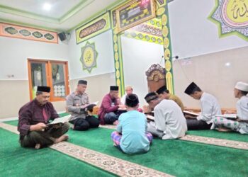 Isi Kegiatan Positif di Bulan Ramadan, Polsek Koja Gelar Sholat Tarawih Keliling