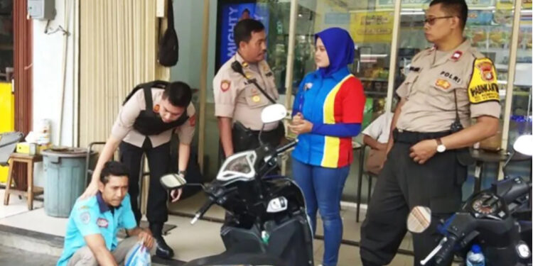 Resahkan Masyarakat, Juru Parkir di Minimarket Mulai Ditertibkan