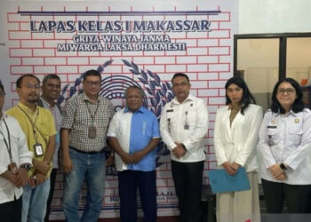 KPK Jebloskan Mantan Bupati Mimika Eltinus Omaleng