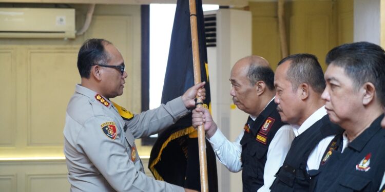 Kukuhkan Pengurus Pokdar Kamtibmas, Kapolres: Mari Kawal Harkamtibmas di Jakut