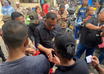 Berbagi, Polsek Koja Salurkan Hewan & Daging Korban ke Masyarakat