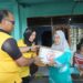 Sambut HUT Bhayangkara ke-78, Polres Jakut Bagikan Sembako ke Warga Semper Barat