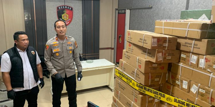 Polisi Ungkap Penipuan & Penggelapan Modus Jasa Pengiriman Online