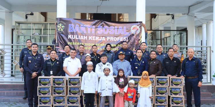Wakapolres Gresik dan Serdik Sespimmen Semangati Anak Pondok Yatim Raudotul Hikmah