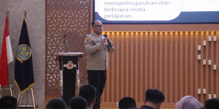 Sampaikan Kuliah Umum di STIP, Ini Pesan Kapolres Jakut