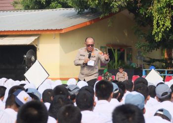 Polres Jakut bersama Forkopimko ‘Smart & Fun’ di SMKN 56