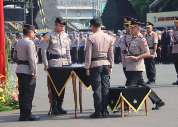 Kapolda Metro Jaya Pimpin Sertijab Dirsamapta, Kabid TIK dan Kapolres Jakut