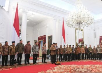 Prabowo Umumkan Menteri Kabinet Merah Putih, Mayor Teddy Jabat Sekretaris Kabinet
