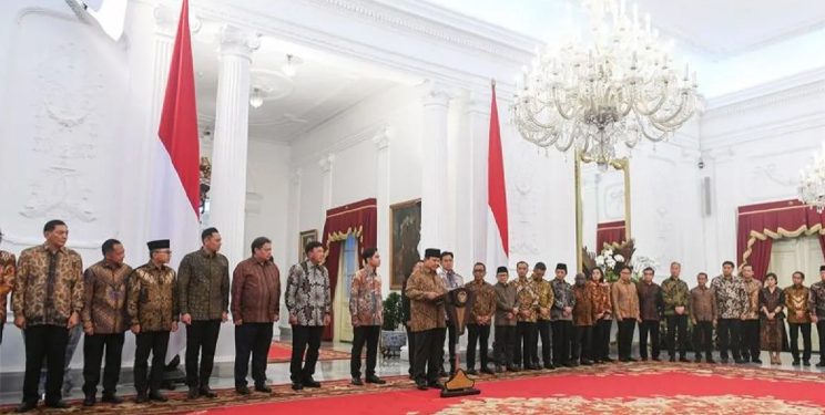 Prabowo Umumkan Menteri Kabinet Merah Putih, Mayor Teddy Jabat Sekretaris Kabinet