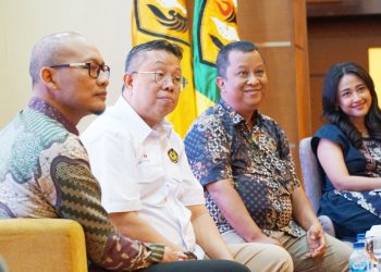 SKK Migas RH Petrogas Goes to Fikom Unpad: Berbagi Cerita Dibalik Industri Hulu Migas