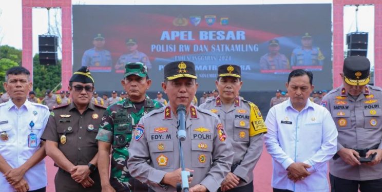Polisi RW Hadir Memberikan Rasa Aman