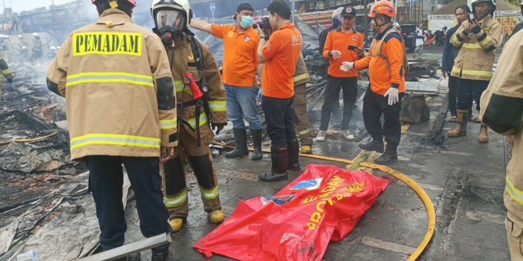 Kebakaran di Simpang Matraman, 1 Orang Meninggal Dunia