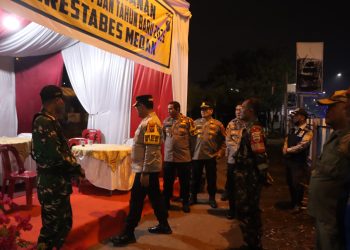 Kapolrestabes Medan Cek Kesiapan Petugas di 2 Pos Pengamanan Nataru