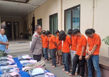 Tawuran Hingga Bakar Motor, 13 Mahasiswa Jadi Tersangka