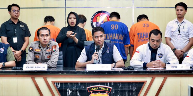 Tim Siber Polda Jatim Gulung Sindikat Judol Beromzet Ratusan Miliar