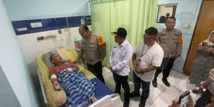 Kapolrestabes Medan Jenguk Korban Kekerasan Wanita ODGJ