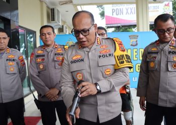 Beraksi di Toko dan Perkantoran, 2 Komplotan Curat Pincang di Dor Polisi