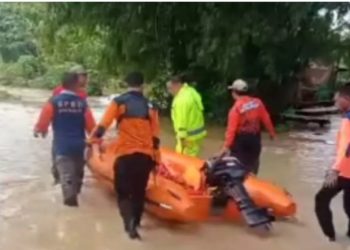 1.715 KK Terkena Dampak Banjir di Bangkalan