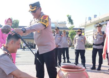 Polrestabes Medan Gelar Upacara Kenaikan Pangkat & Purnabakti