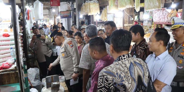 Kapolrestabes Medan Pantau Ketersediaan Stok Sembako Jelang Ramadan
